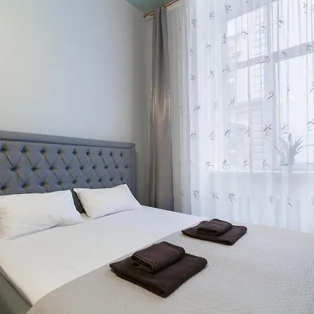 Friends House On Square Rynok Apartman *