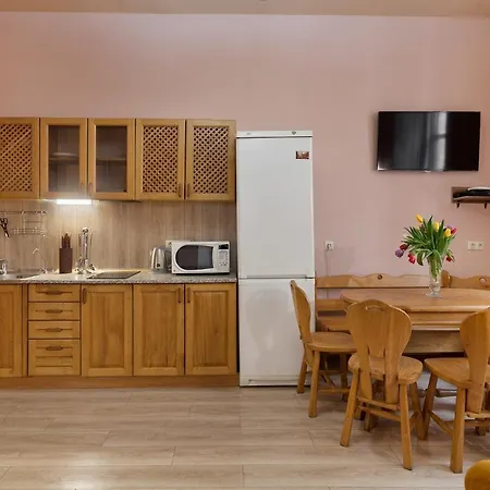 דירה Friends House On Square Rynok לבוב