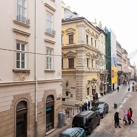 Friends House On Square Rynok Appartement