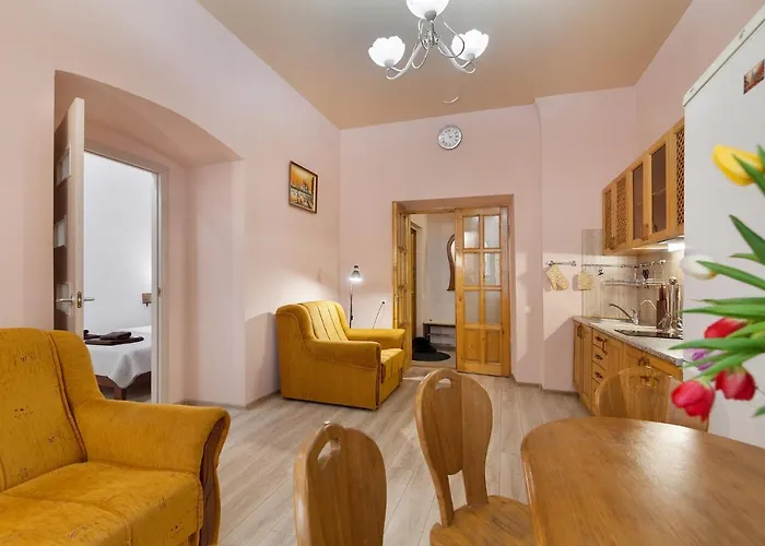 Lägenhet Friends House On Square Rynok Lviv