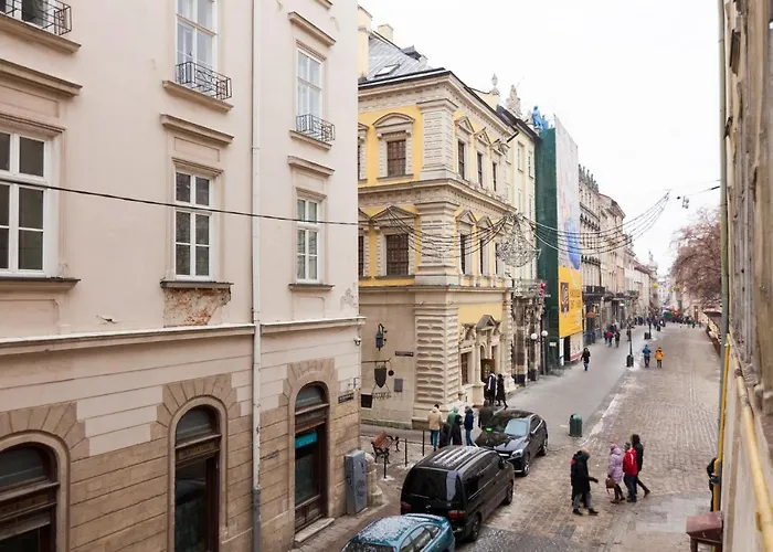 Friends House On Square Rynok Lägenhet