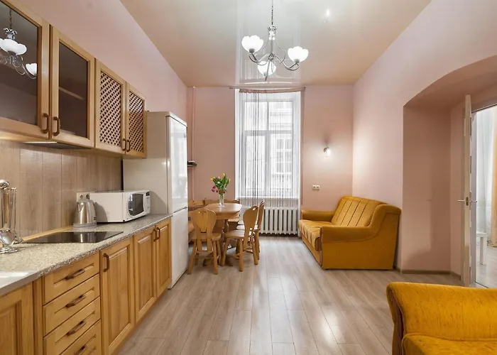 Friends House On Square Rynok Lägenhet *